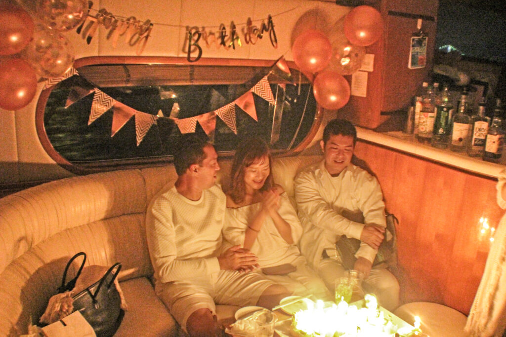 クルーザーで誕生日サプライズ