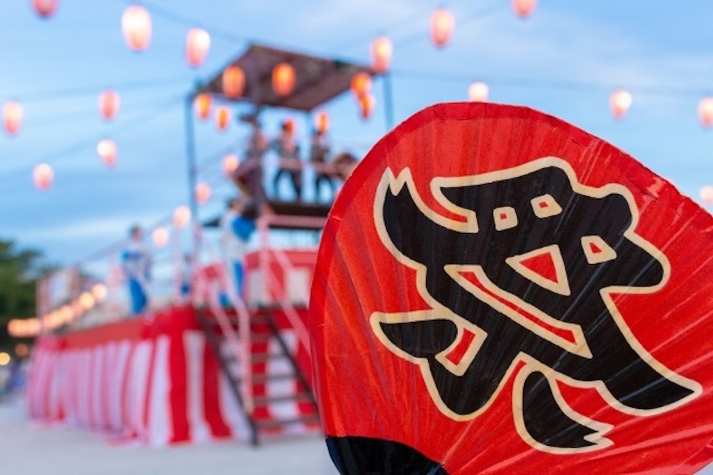 祭りのうちわ