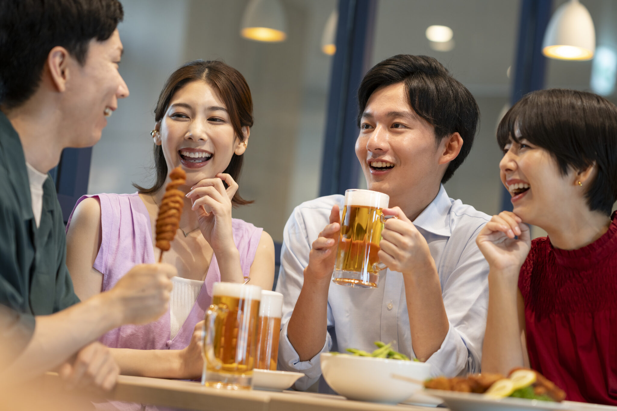 懇親会で盛り上がる企画8選！「また参加したい」と思ってもらうためのポイント | ビズクル | ビジネスユースの貸切クルーズ