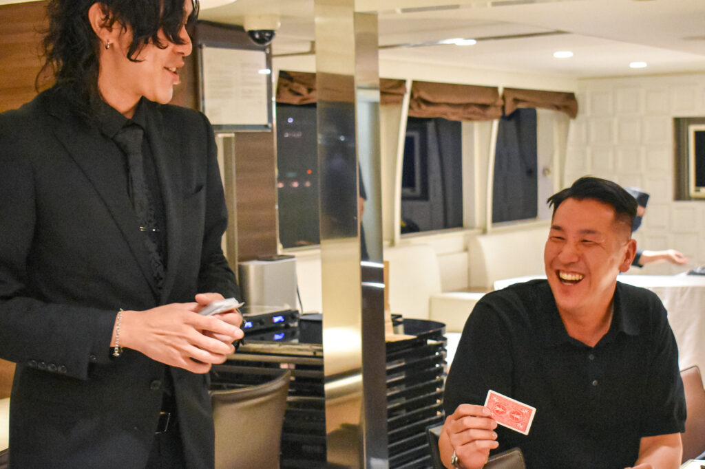 マジックショー