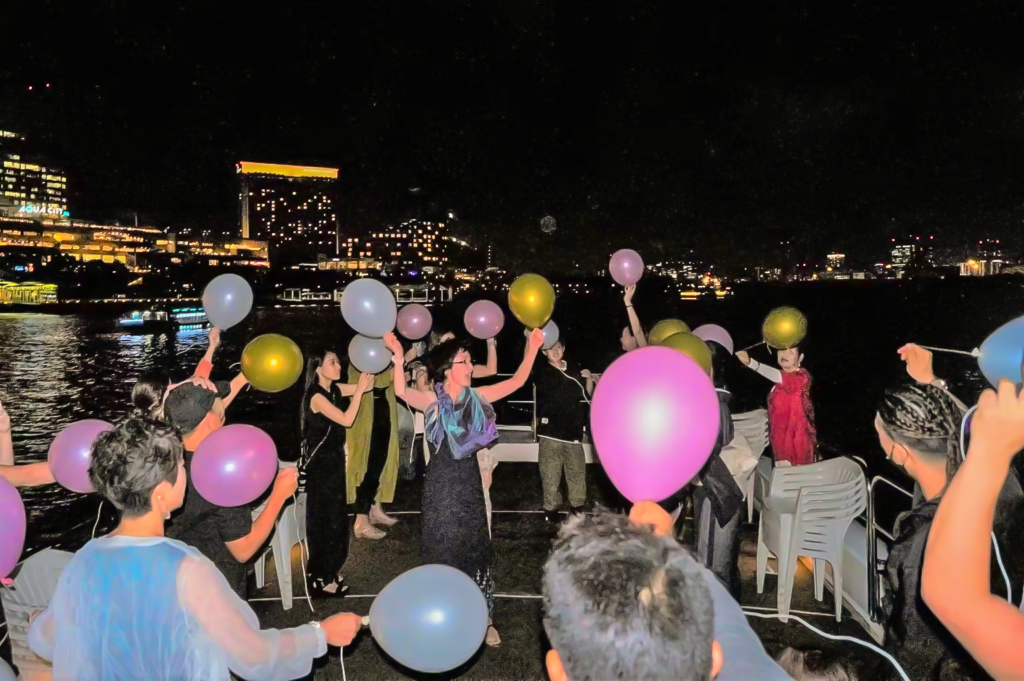 デッキでバルーンリリース