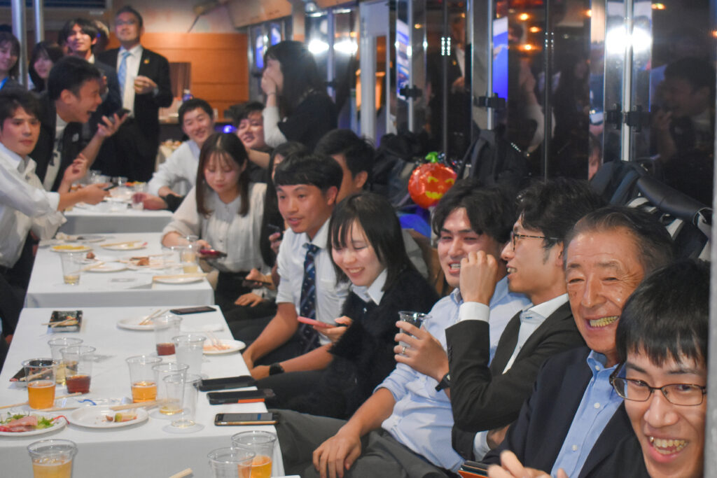 楽しそうな参加者