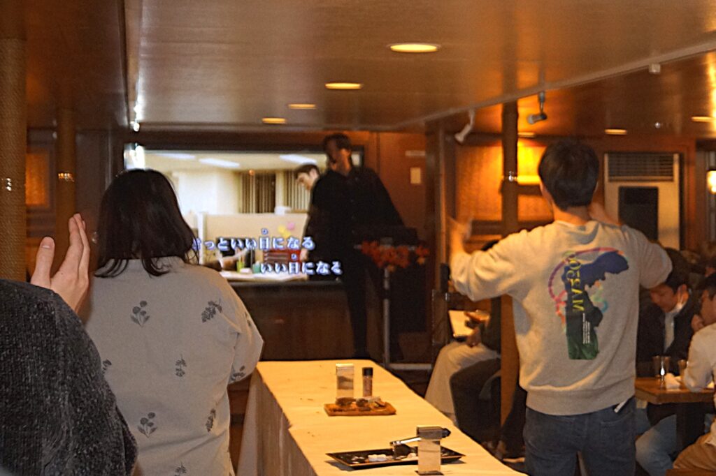 フロンティアルーツ号 忘年会 カラオケ